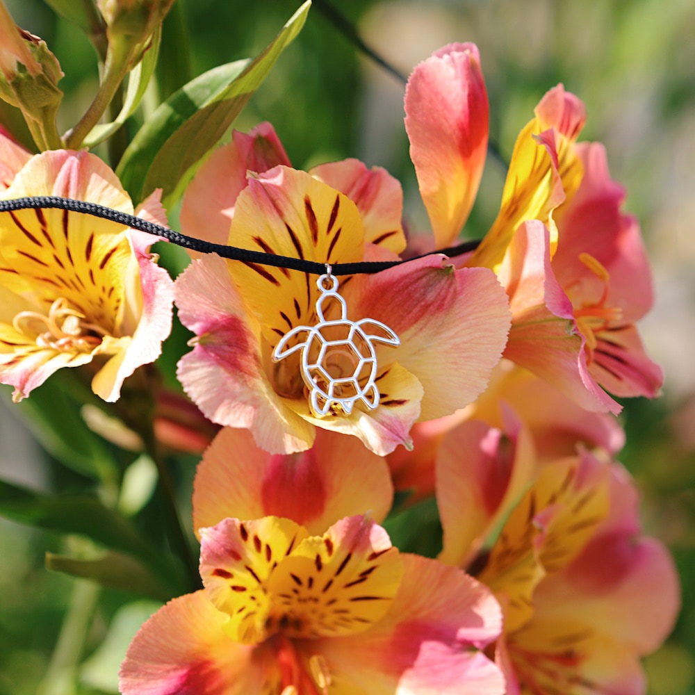 collier tortue Fleurs Oranges