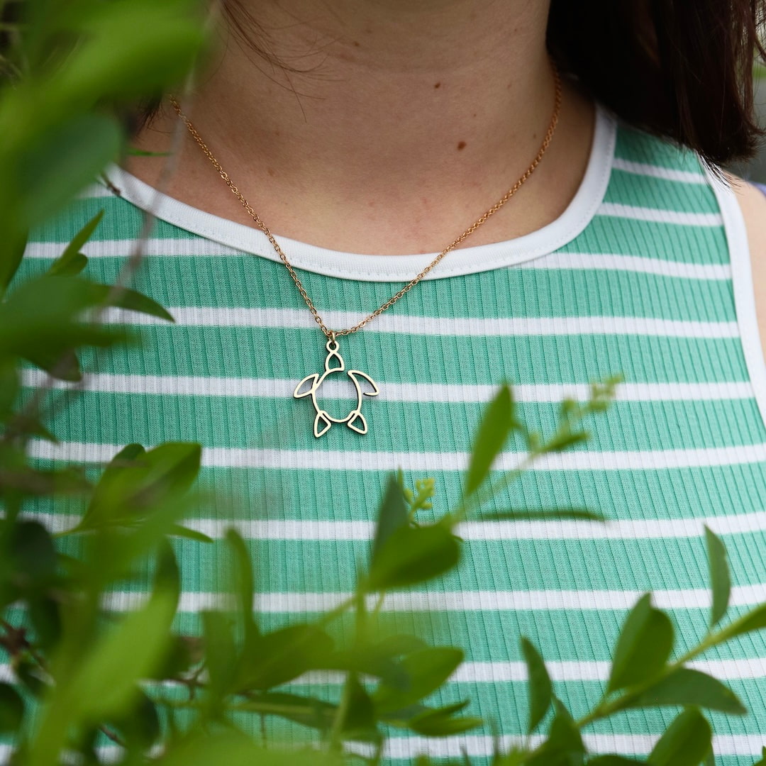 Collier Tortue One Line