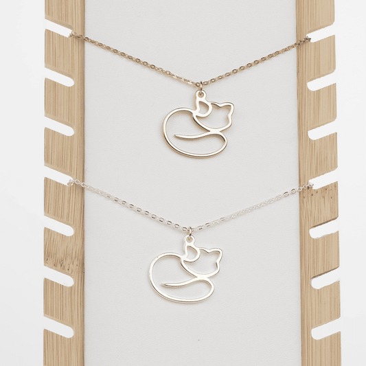 Red Panda Necklace One Line