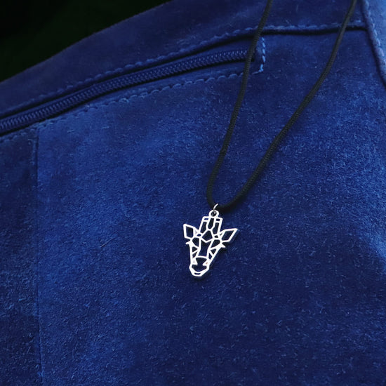 colliers girafe tenue